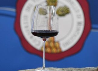 Brunello di Montalcino, debutta il “calice perfetto”