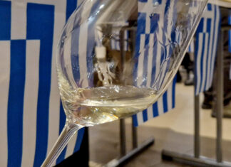 La Grecia convince, anche nel vino