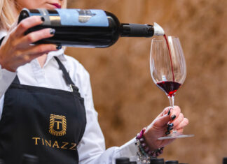 Tinazzi e MooRER Illuminano il Cortina Fashion Weekend