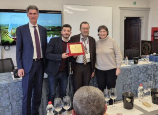 Anteprima Vino Nobile: la vendemmia 2022 conquista 5 stelle